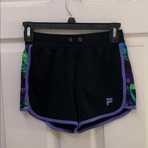 Athletic shorts size M